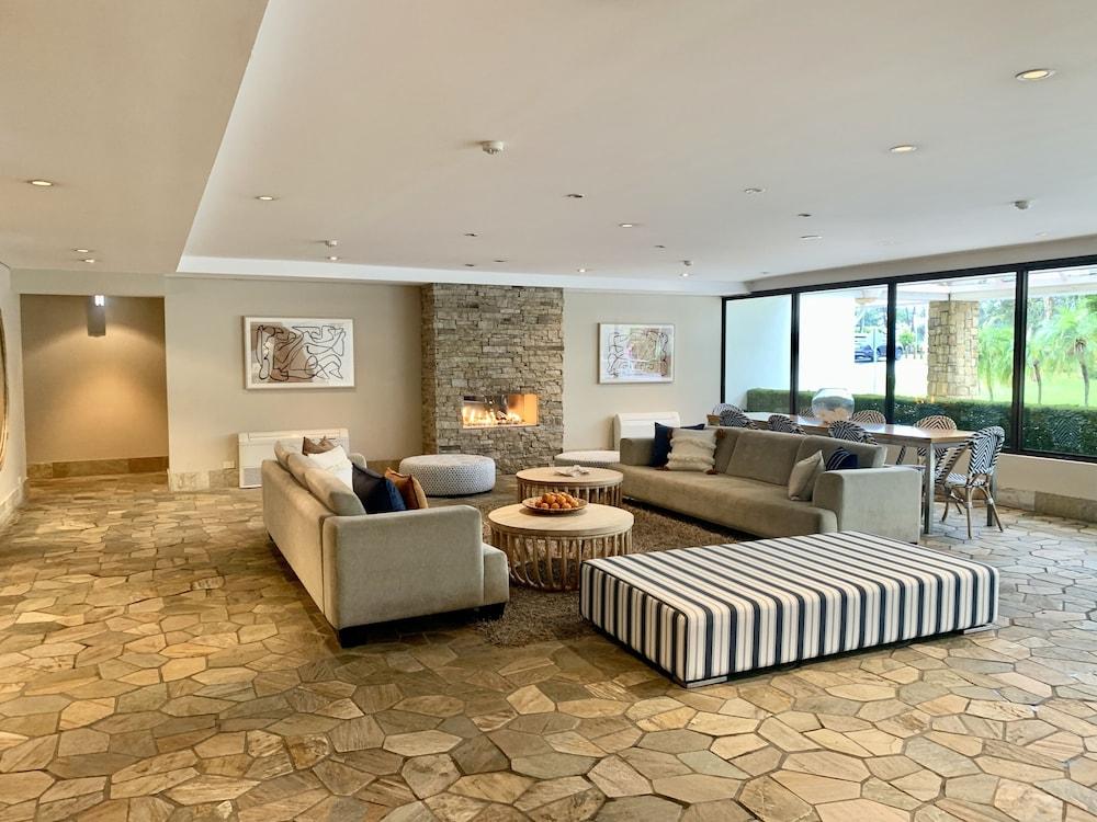 Waves Byron Bay Hotel Luaran gambar