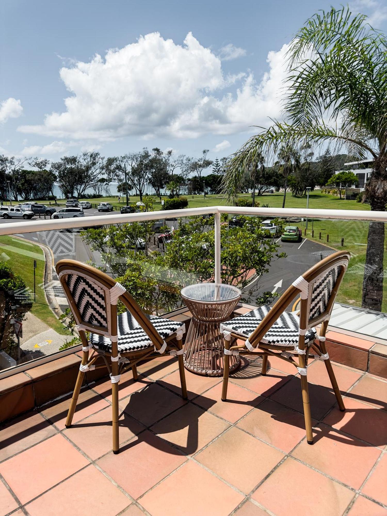 Waves Byron Bay Hotel Luaran gambar