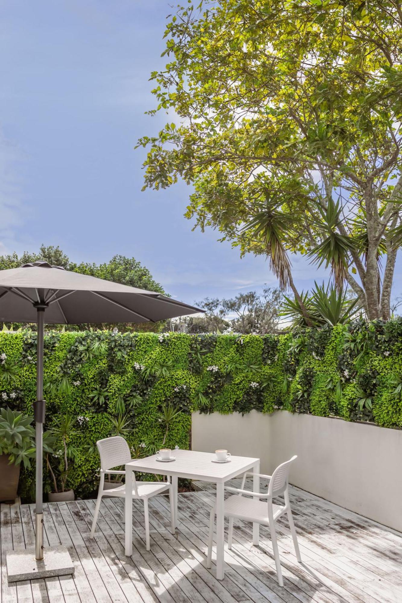 Waves Byron Bay Hotel Luaran gambar